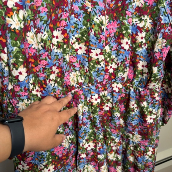 Boohoo PLUS WOVEN PUFF SLEEVE FLORAL SKATER DRESS - Picture 14 of 16